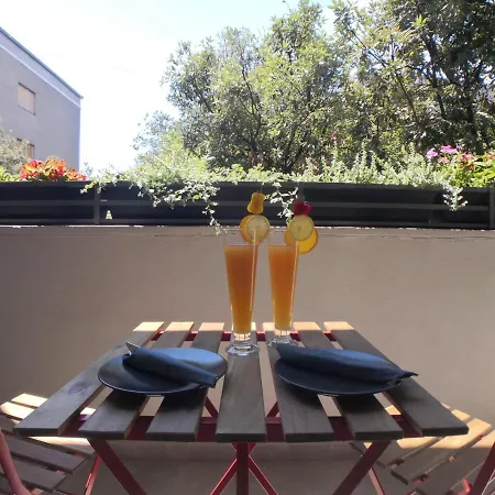 Couette-café Scuderia 4*